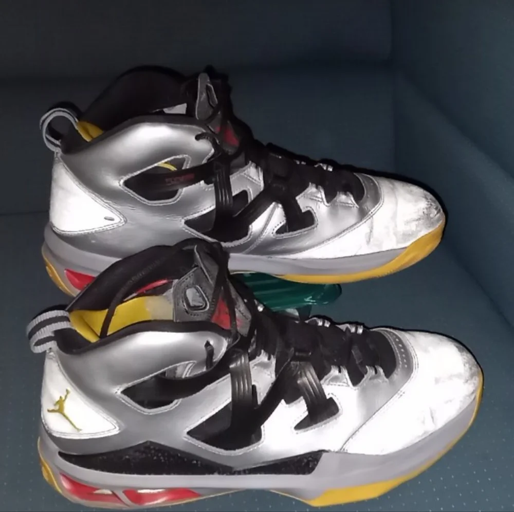 Jordan Carmelo 6 shoes